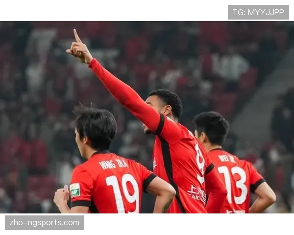 沪上双雄争冠贯穿赛季 海港稳定性成夺冠关键因素